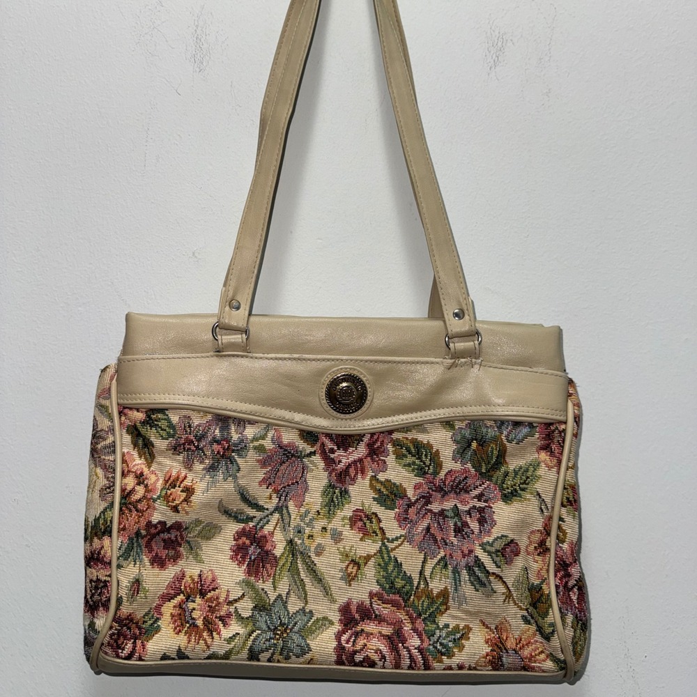 Mitzi Floral Tapestry Shoulder Bag Beige Cottagecore Grannycore Purse Handbag
